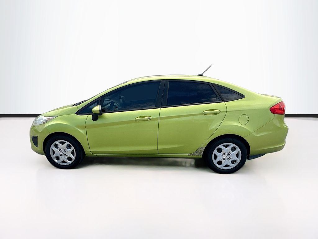 2011 Ford Fiesta - $6,100