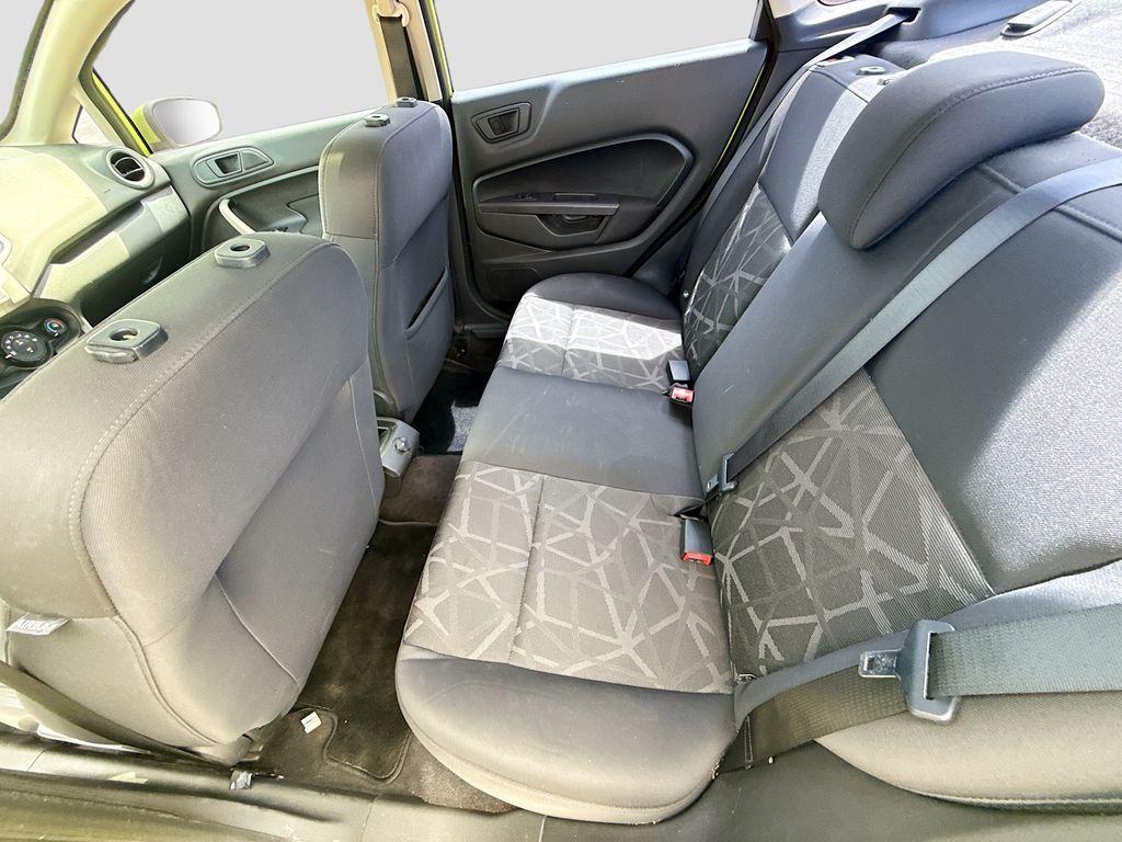 2011 Ford Fiesta - $6,100