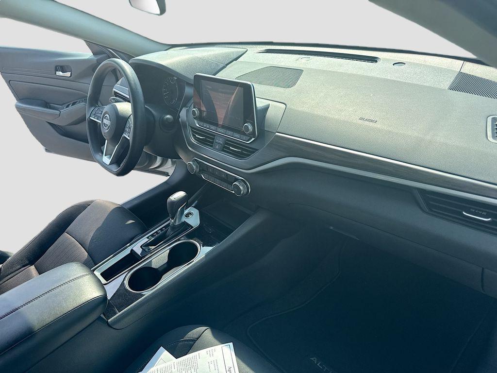 2024 Nissan Altima - $17,777
