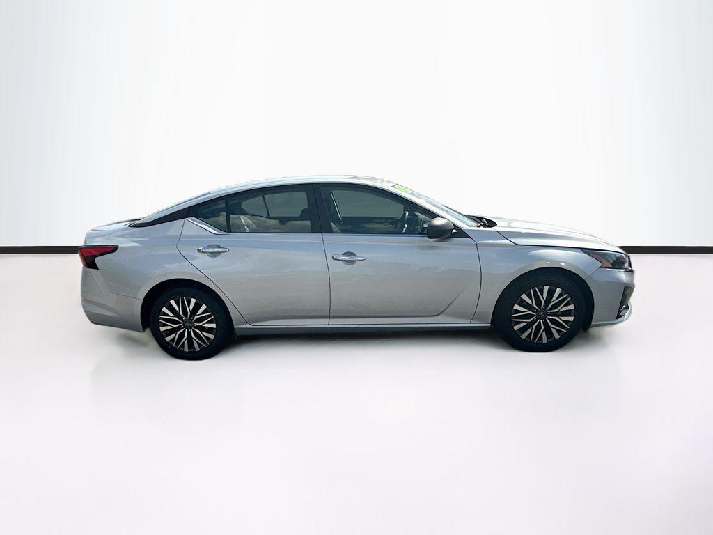 2024 Nissan Altima - $17,777