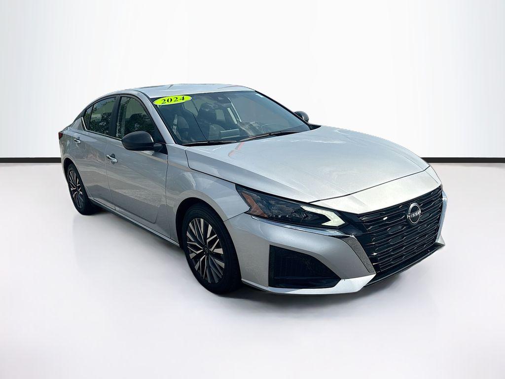 2024 Nissan Altima - $17,777