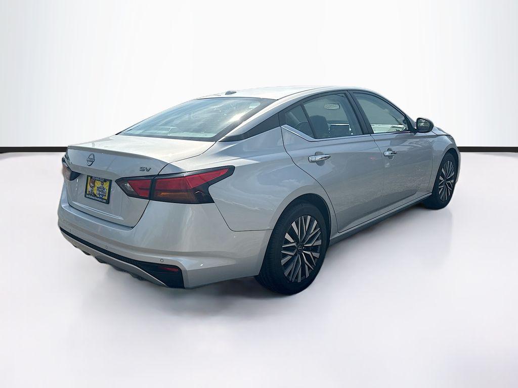 2024 Nissan Altima - $17,777