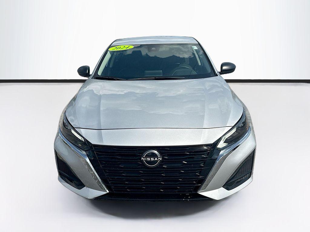 2024 Nissan Altima - $17,777