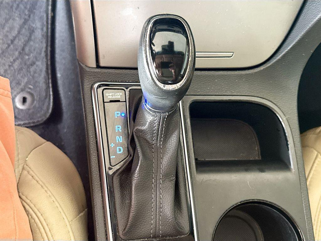 2015 Hyundai Sonata - $11,777