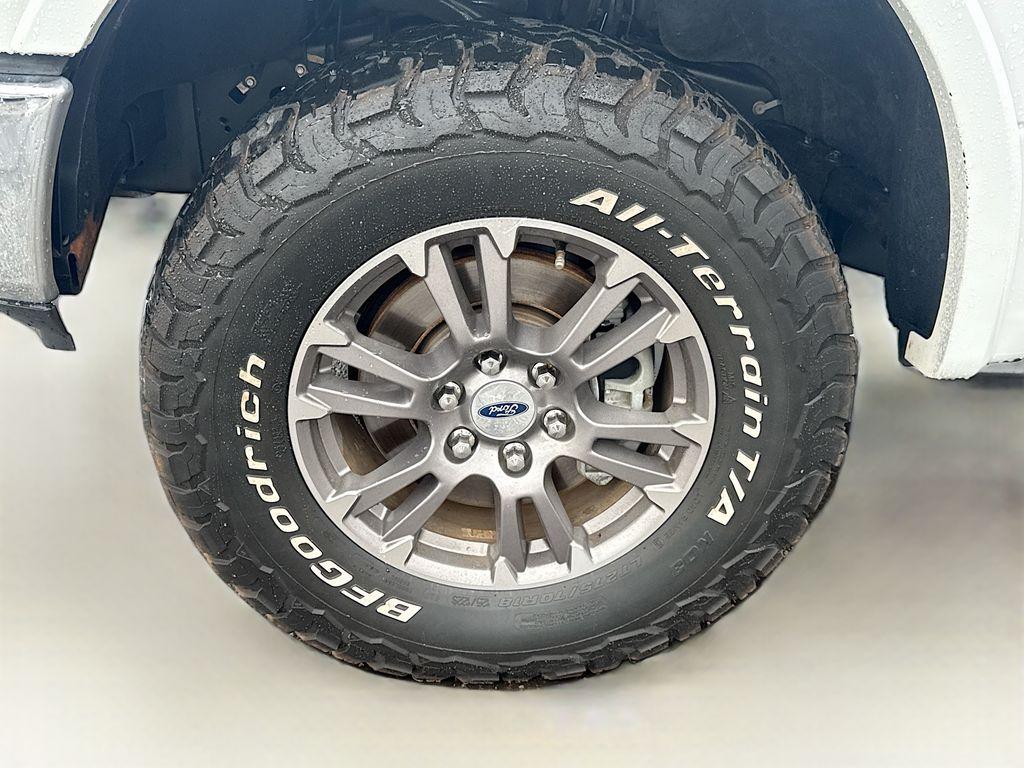 2020 Ford F-150 - $19,999