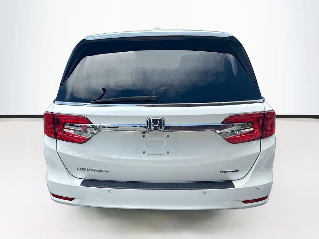 2018 Honda Odyssey - $13,555