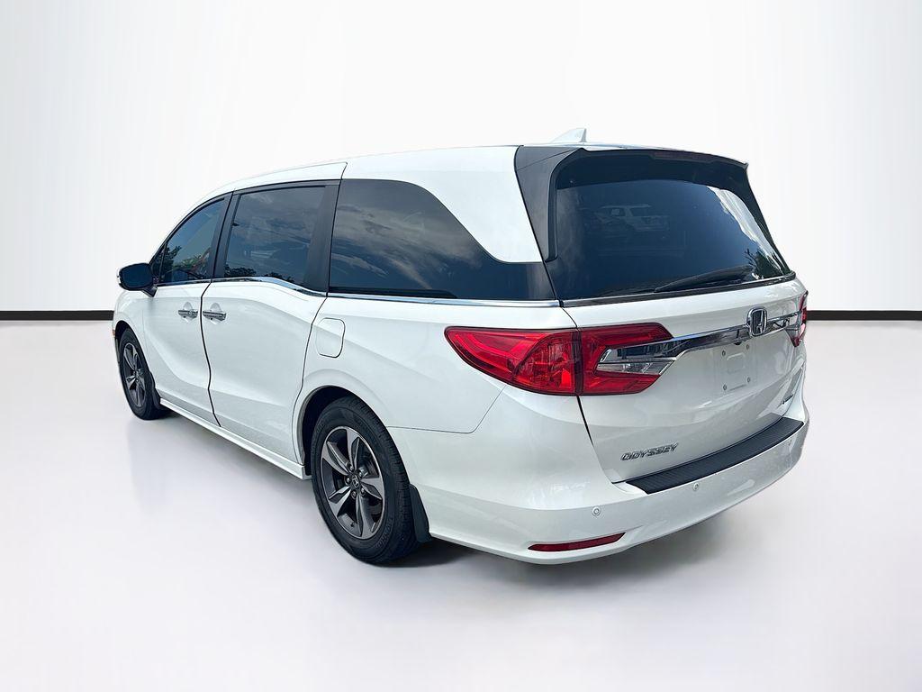 2018 Honda Odyssey - $13,555