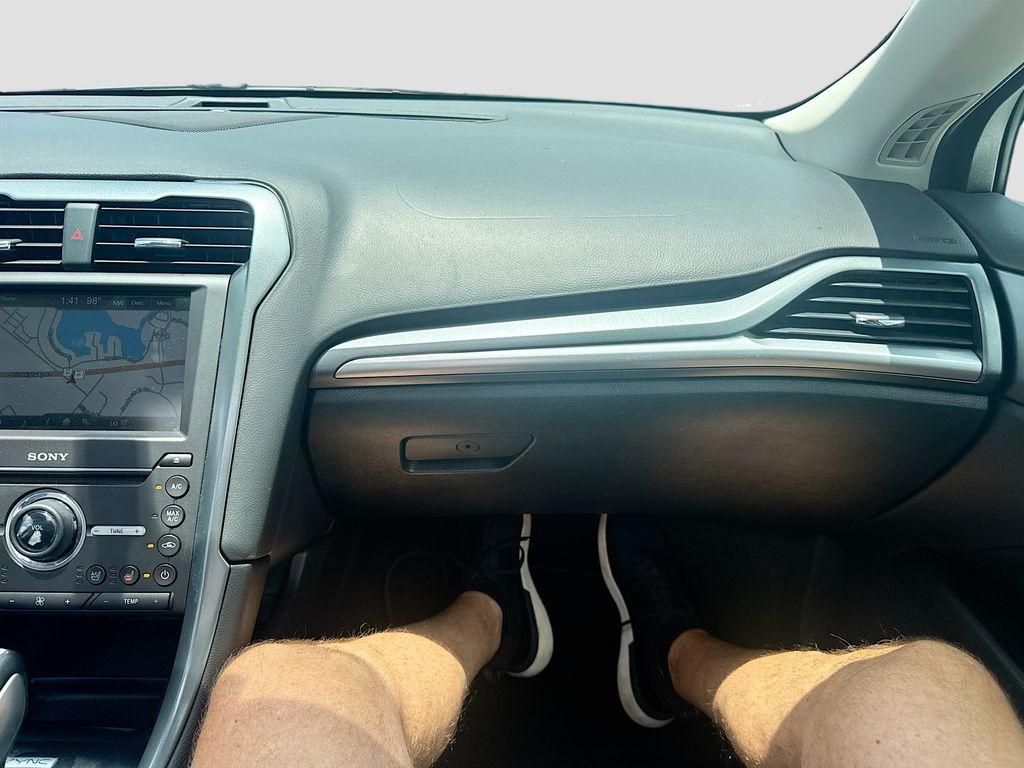 2016 Ford Fusion - $12,999