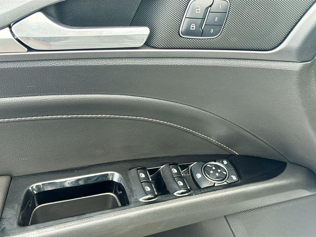 2016 Ford Fusion - $12,999