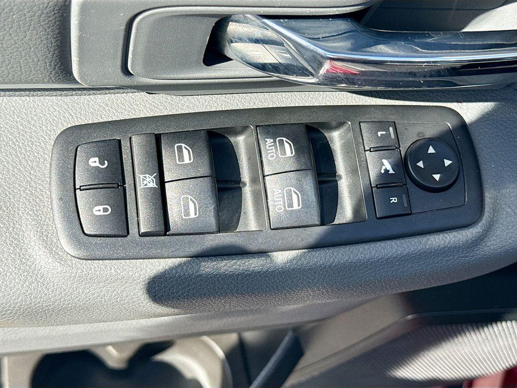 2018 Ram 1500 - $21,999