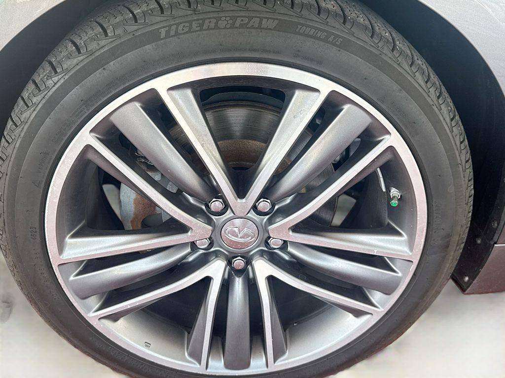 2016 INFINITI Q50 - $14,222
