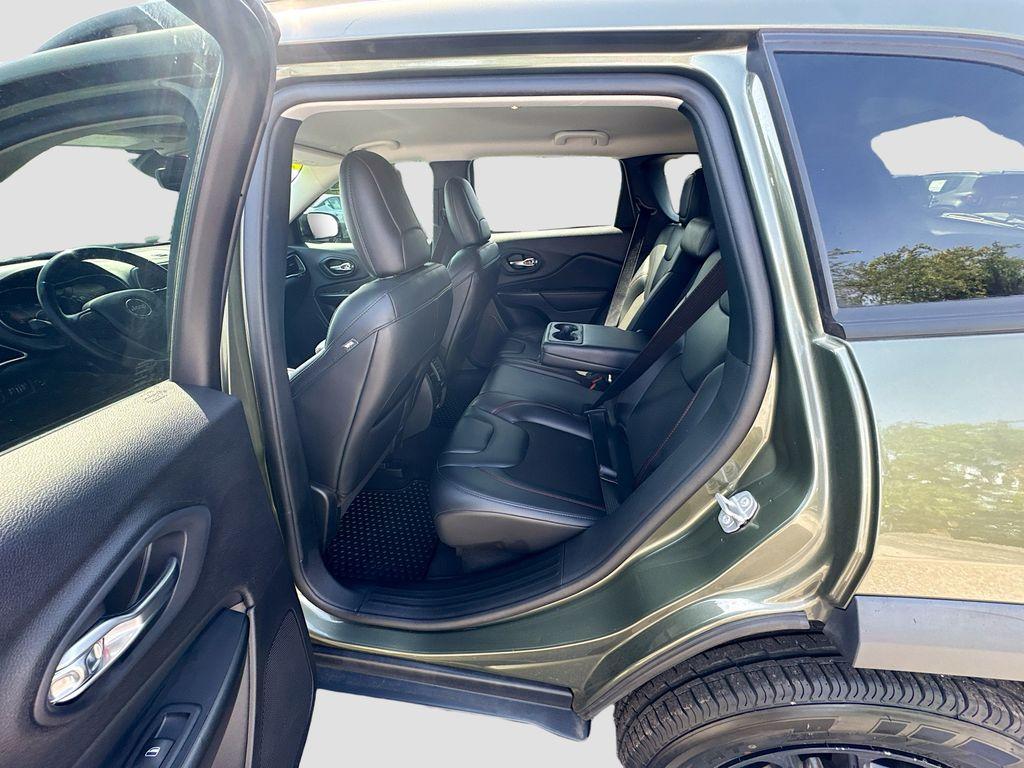 2021 Jeep Cherokee - $21,555