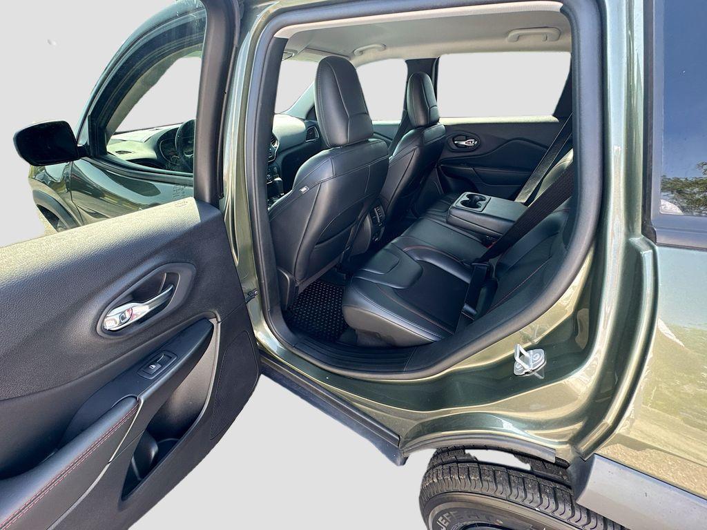 2021 Jeep Cherokee - $21,555