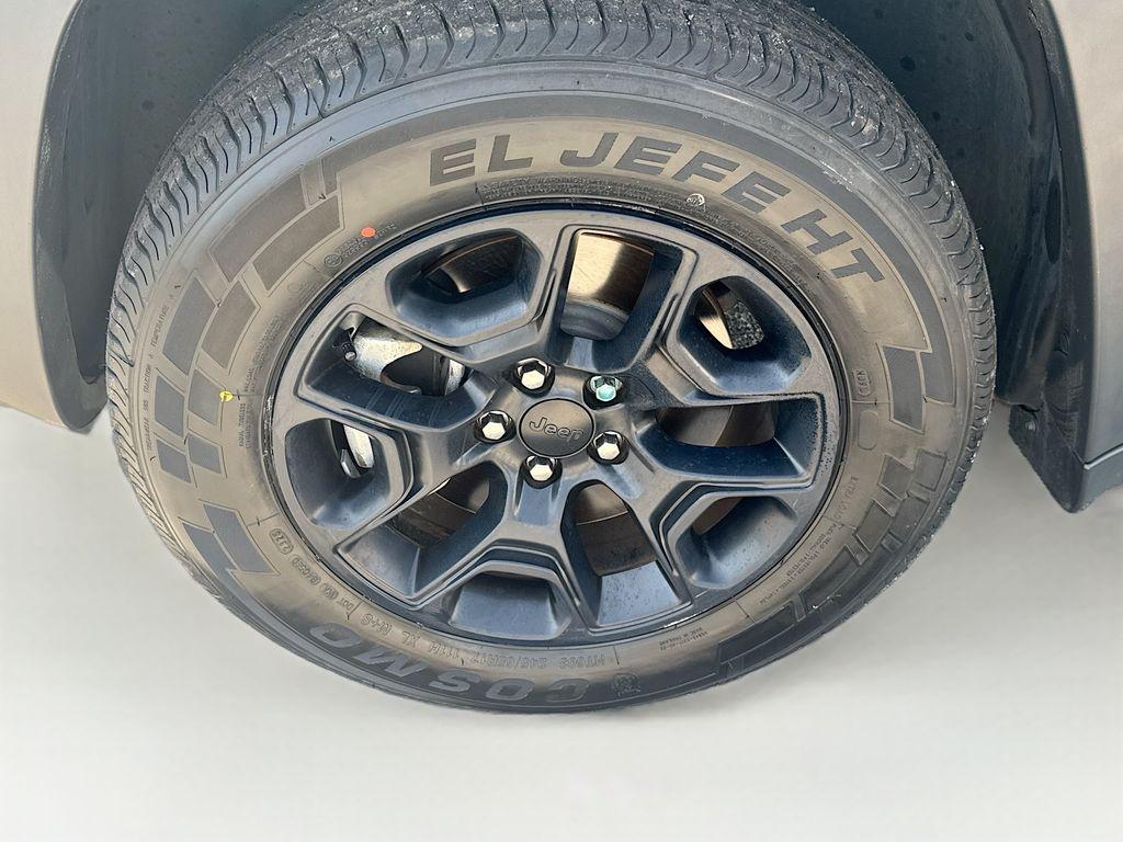2021 Jeep Cherokee - $21,555
