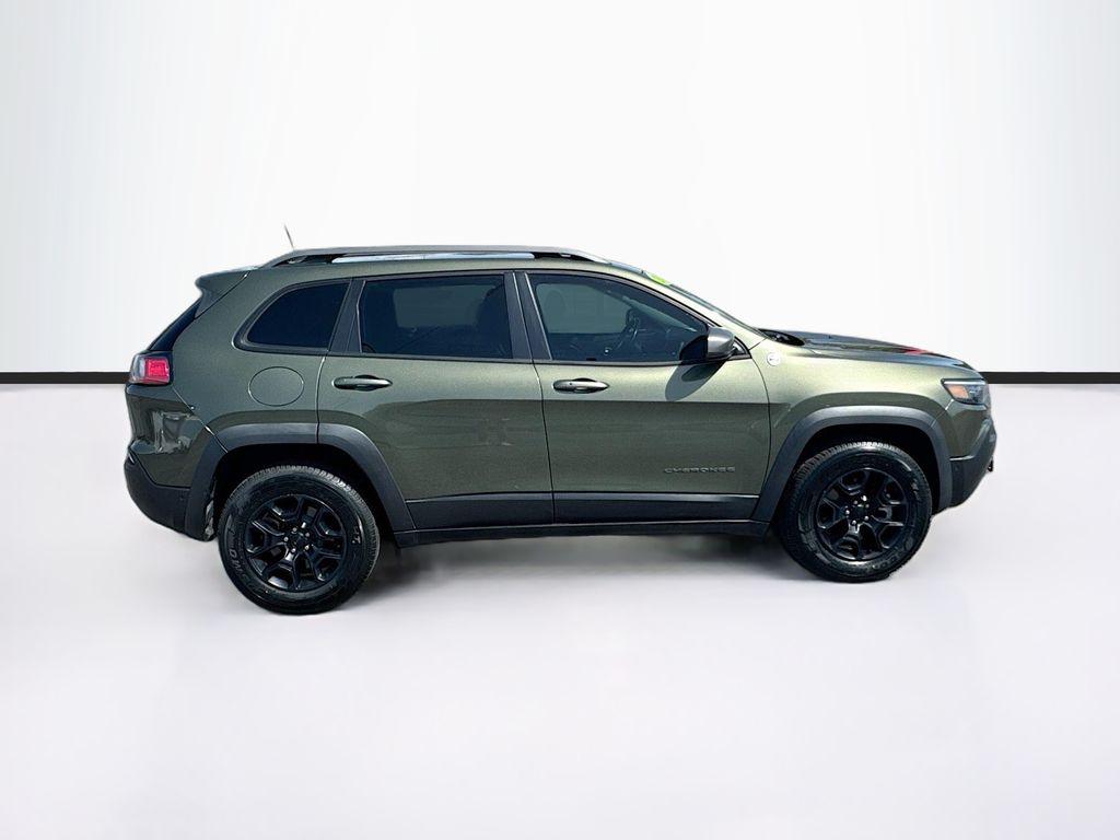 2021 Jeep Cherokee - $21,555