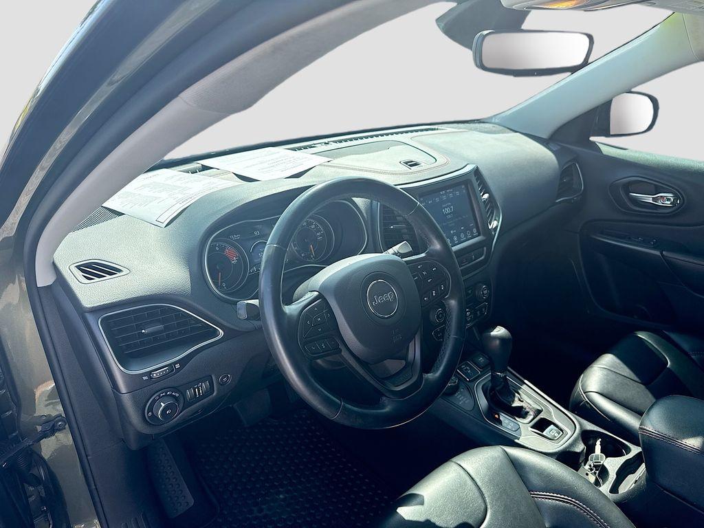2021 Jeep Cherokee - $21,555