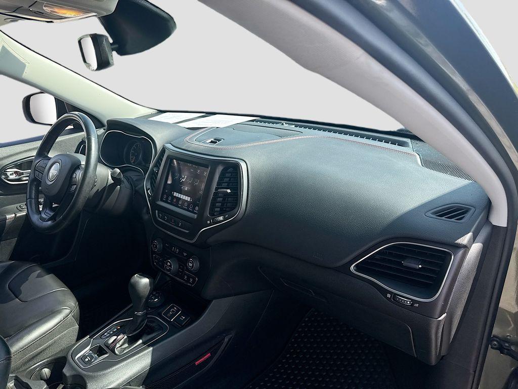 2021 Jeep Cherokee - $21,555