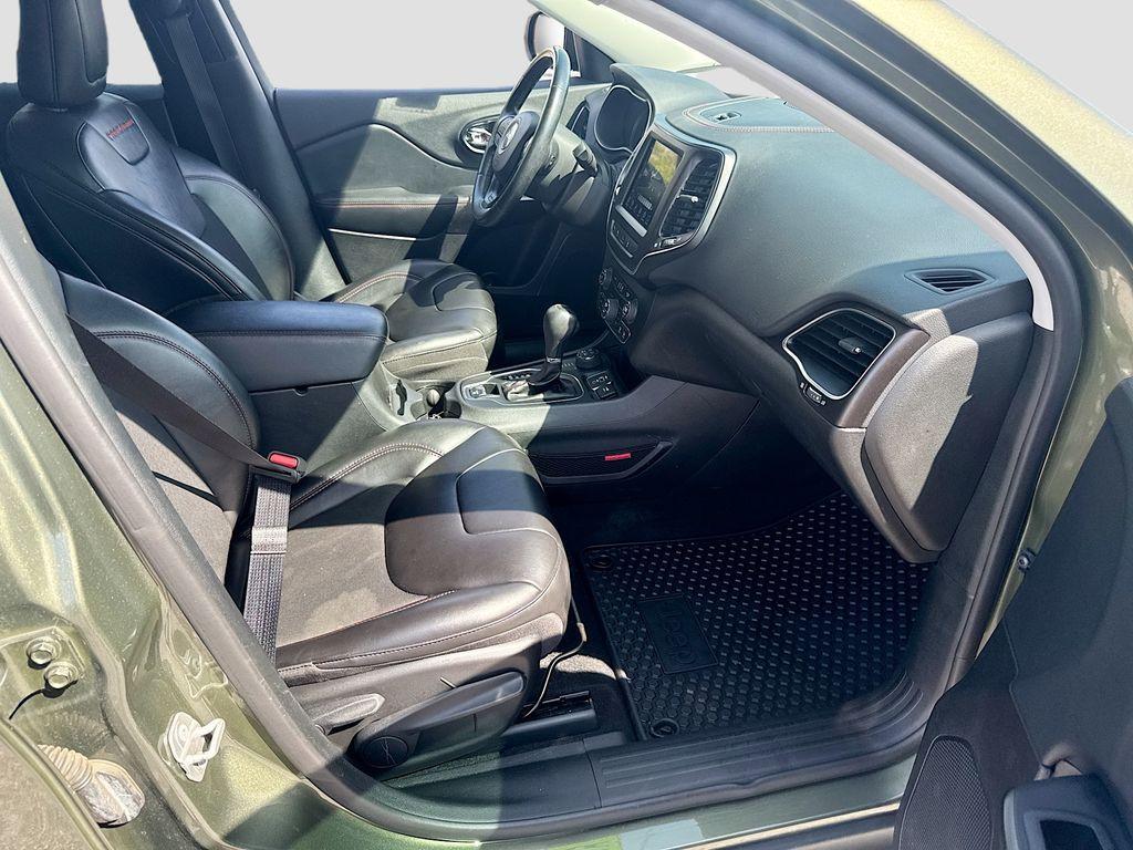 2021 Jeep Cherokee - $21,555
