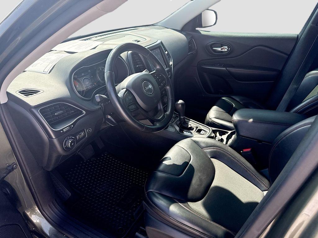 2021 Jeep Cherokee - $21,555