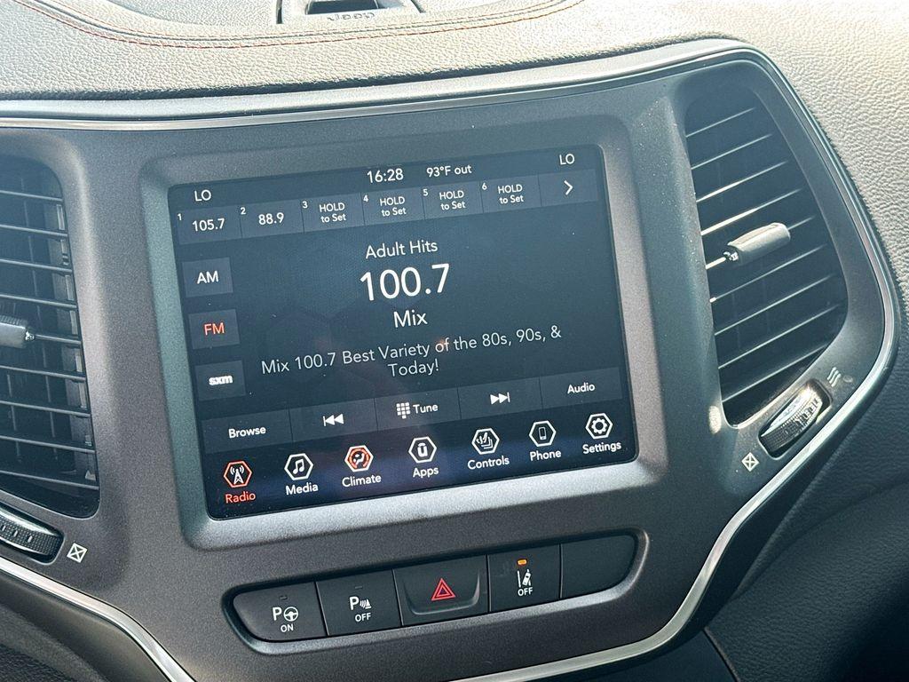 2021 Jeep Cherokee - $21,555