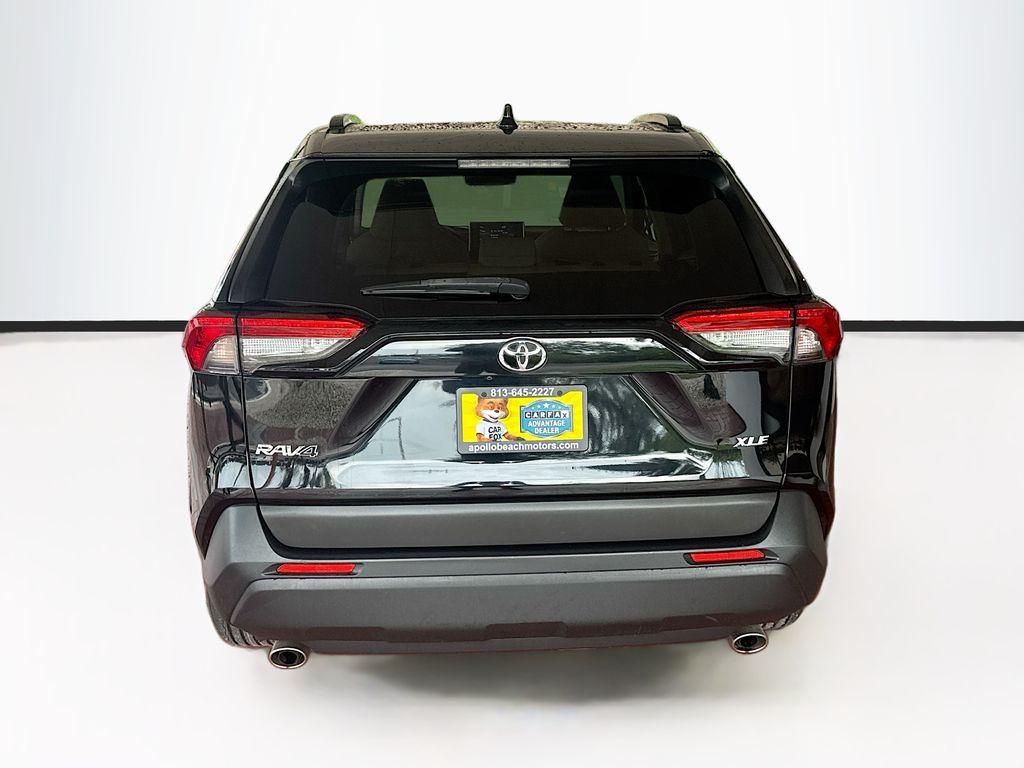 2019 Toyota RAV4 - $18,555