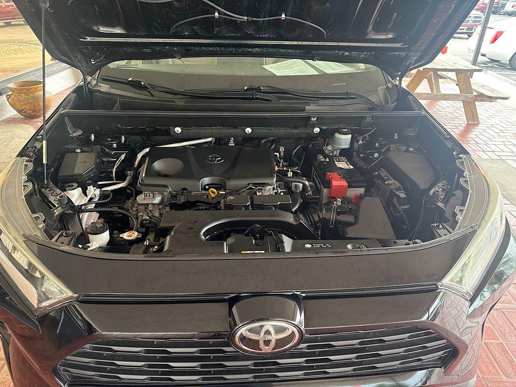 2019 Toyota RAV4 - $18,555