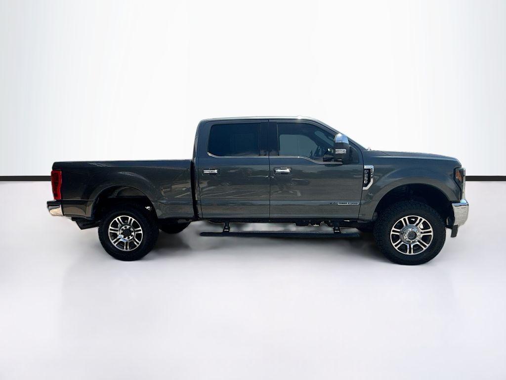 2017 Ford F-250 - $34,555