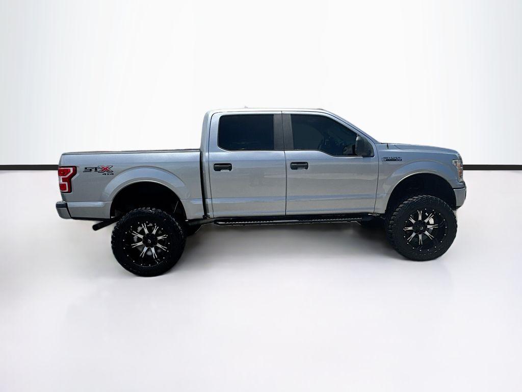 2020 Ford F150 - $28,555