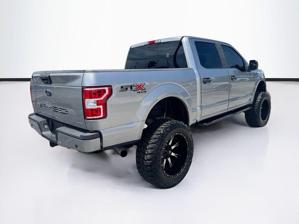 2020 Ford F150 - $28,555