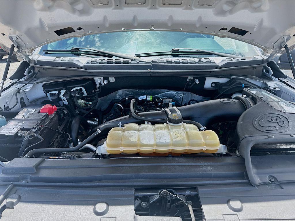 2020 Ford F150 - $28,555