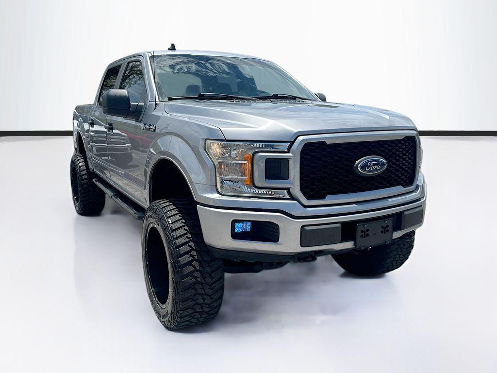 2020 Ford F150 - $28,555