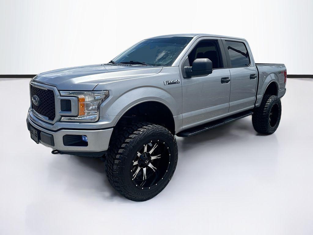 2020 Ford F150 - $28,555