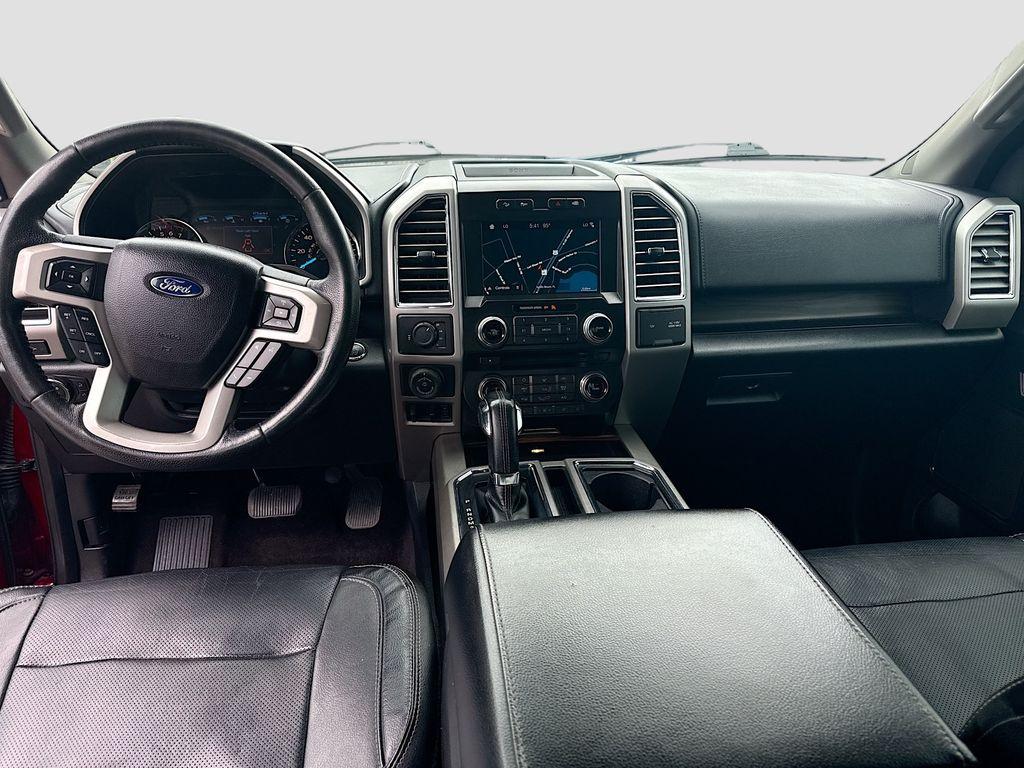 2016 Ford F150 - $20,999