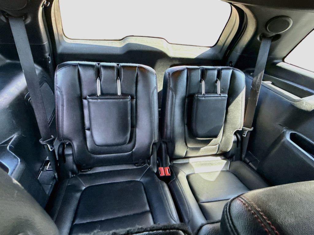 2016 Ford Explorer - $12,777