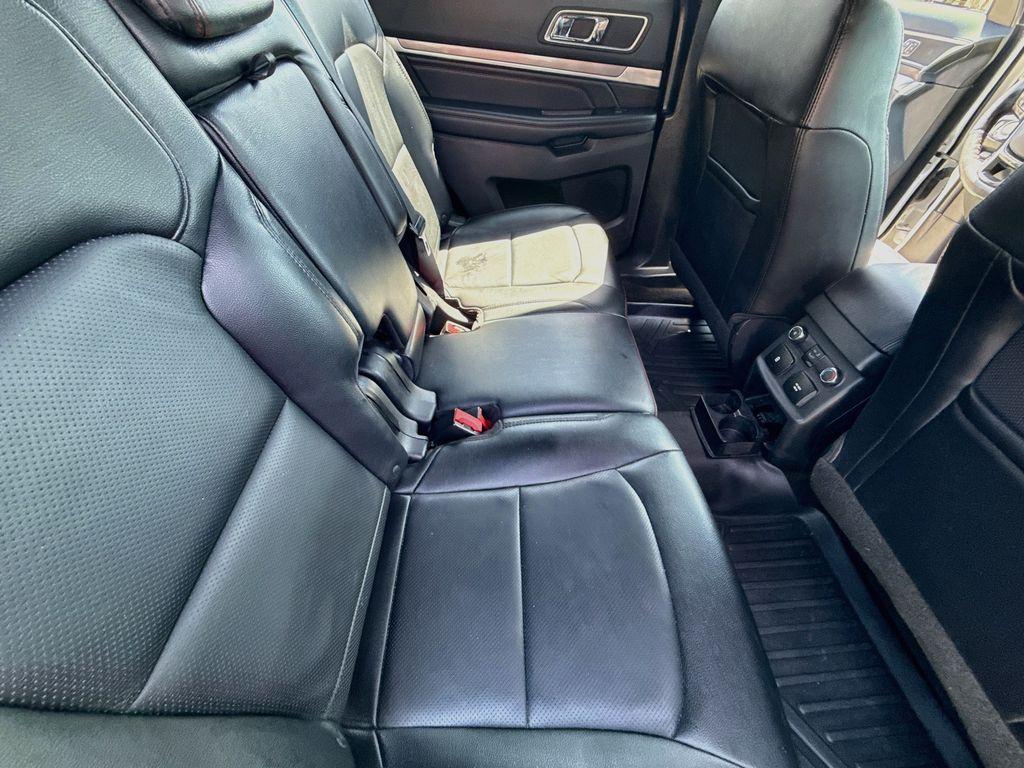 2016 Ford Explorer - $12,777