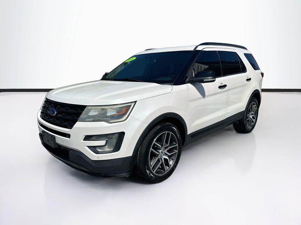 2016 Ford Explorer - $12,777