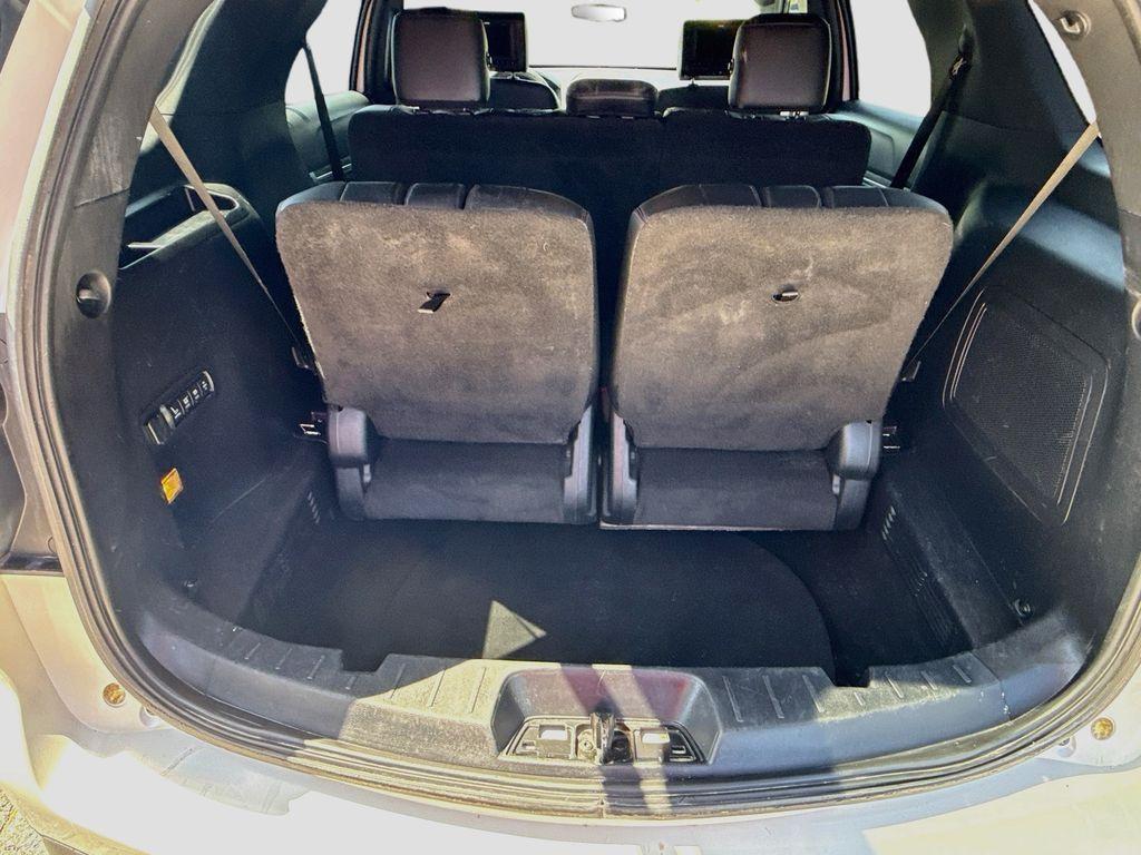 2016 Ford Explorer - $12,777