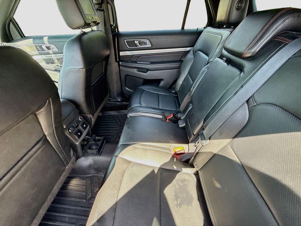 2016 Ford Explorer - $12,777