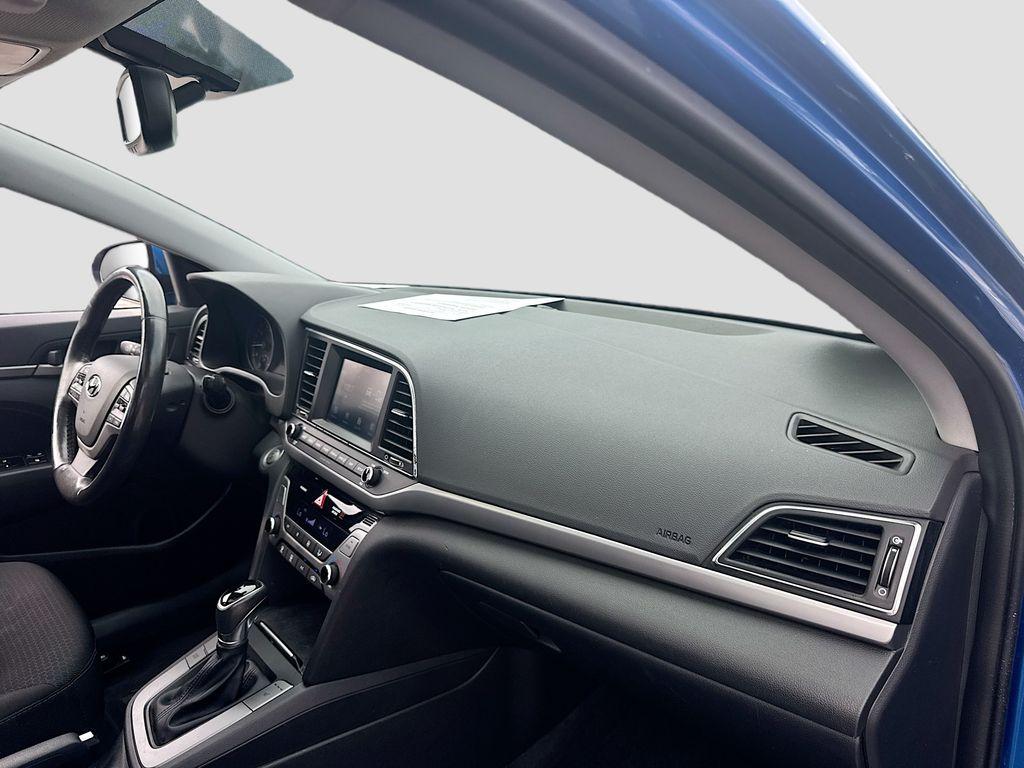 2017 Hyundai Elantra - $8,999