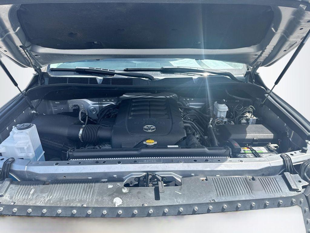2014 Toyota Tundra - $22,888