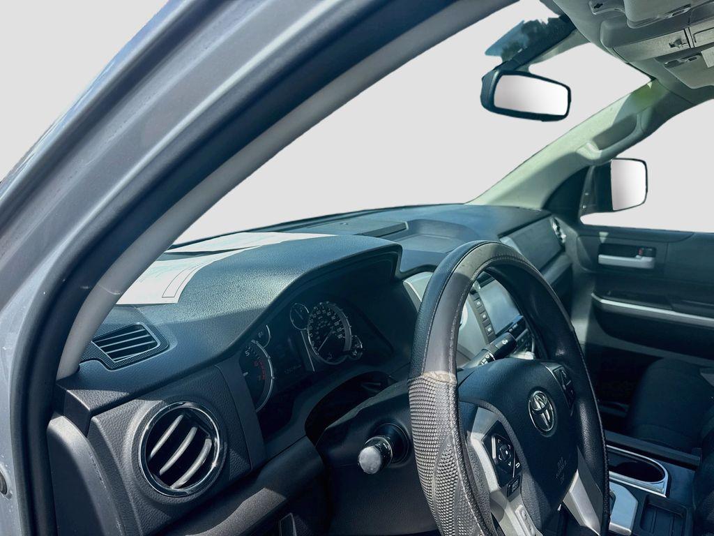 2014 Toyota Tundra - $22,888