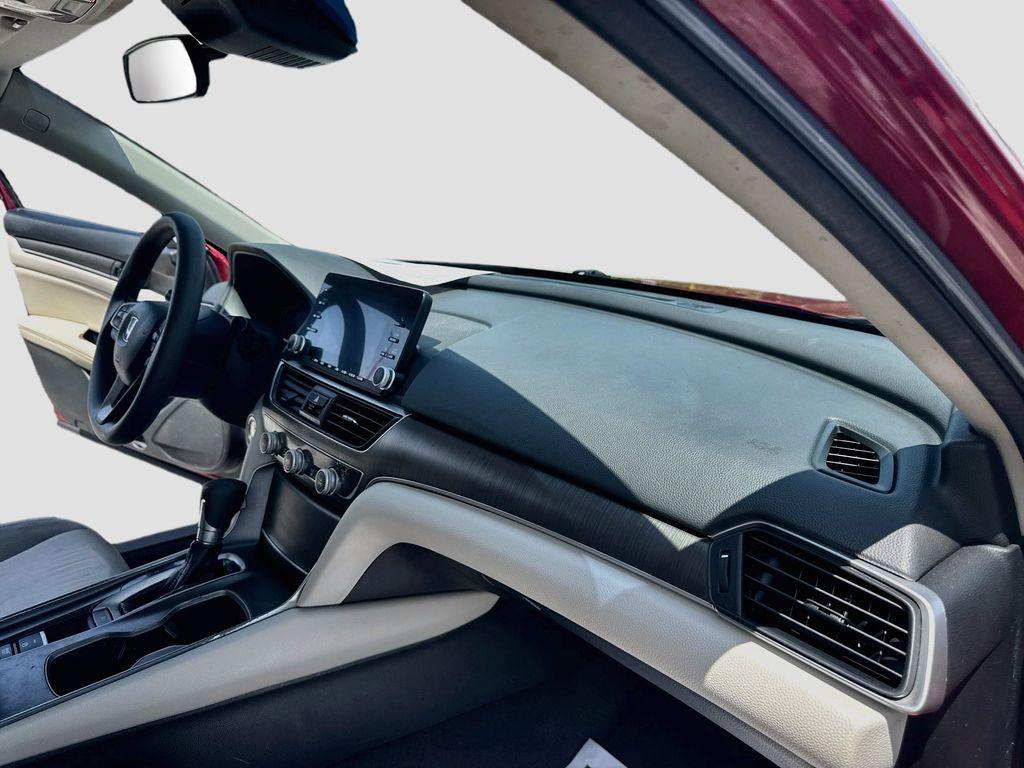 2020 Honda Accord - $15,999