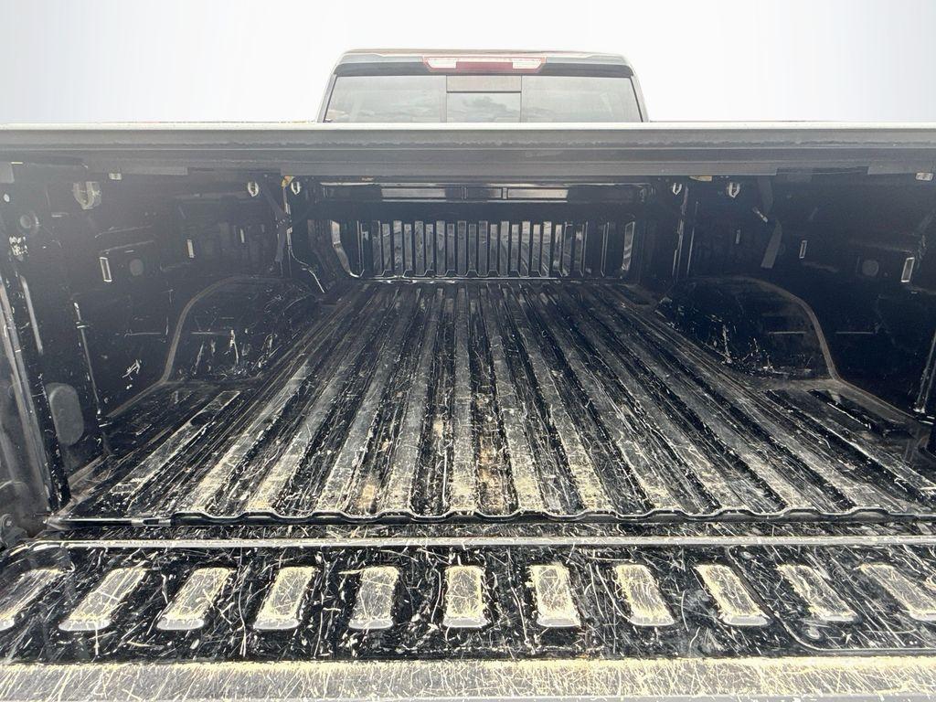 2020 Chevrolet Silverado 2500 - $44,999