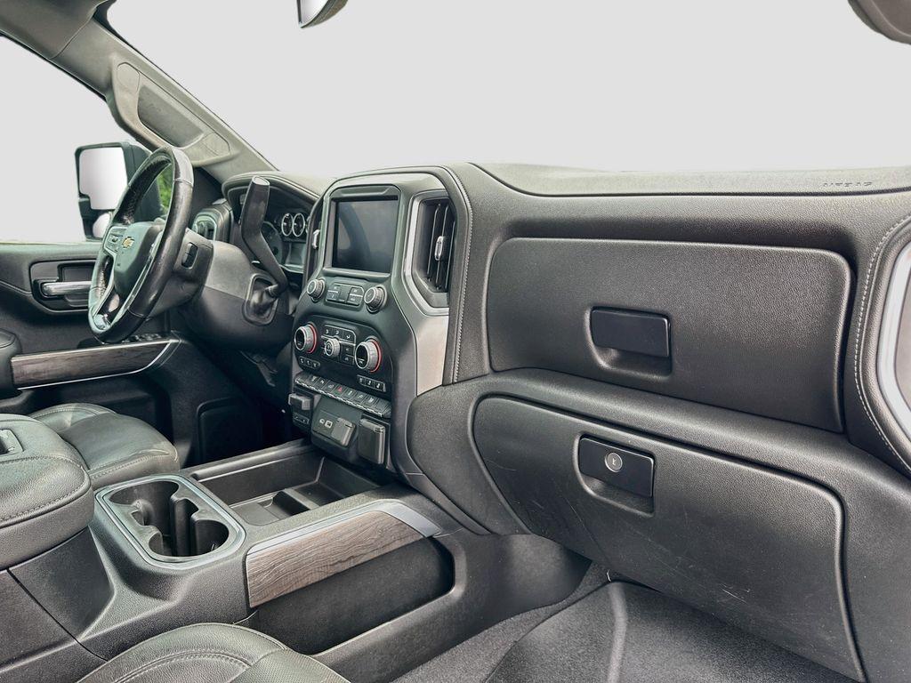 2020 Chevrolet Silverado 2500 - $44,999