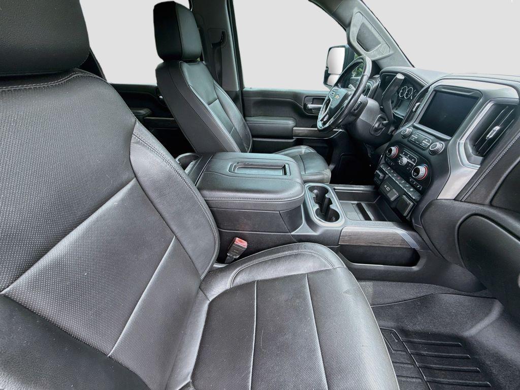 2020 Chevrolet Silverado 2500 - $44,999