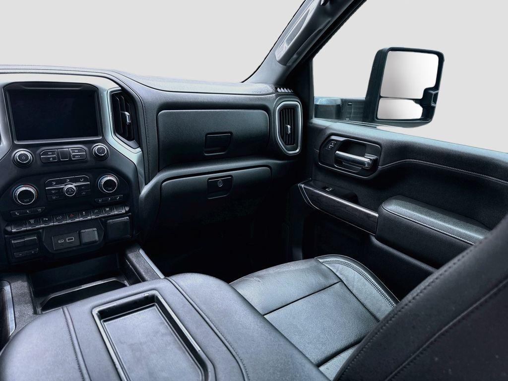 2020 Chevrolet Silverado 2500 - $44,999