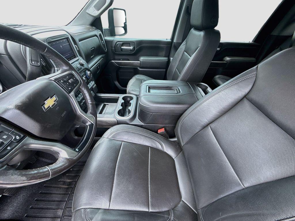 2020 Chevrolet Silverado 2500 - $44,999