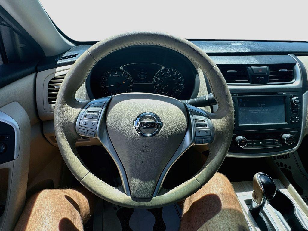 2016 Nissan Altima - $13,888