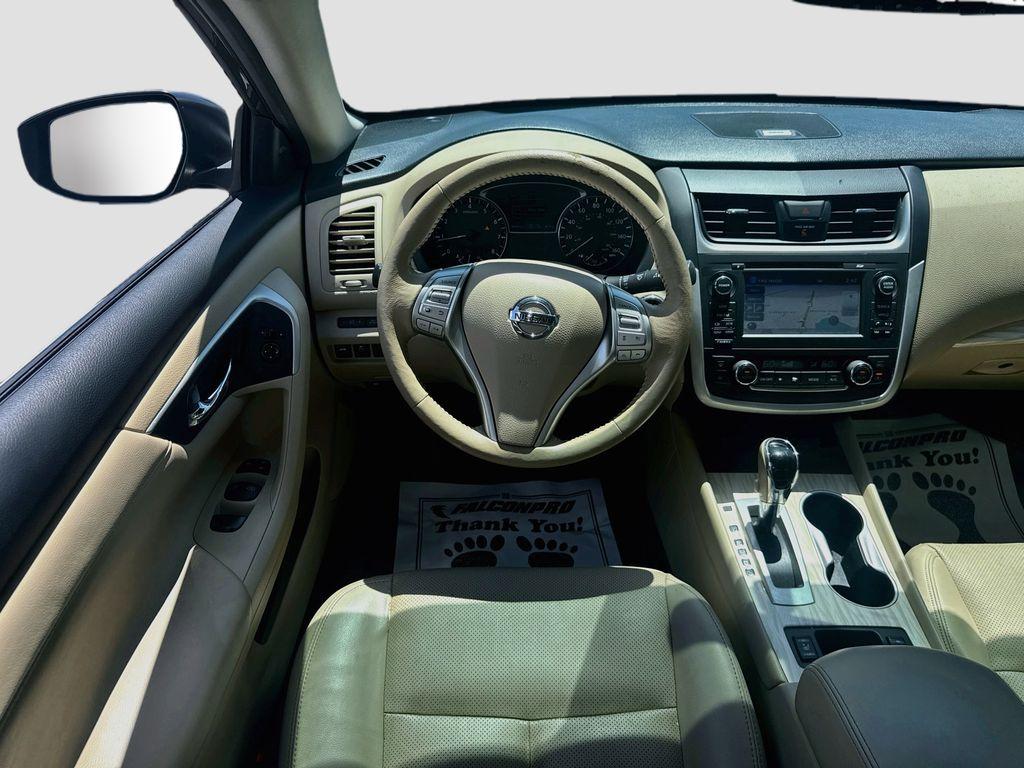 2016 Nissan Altima - $13,888