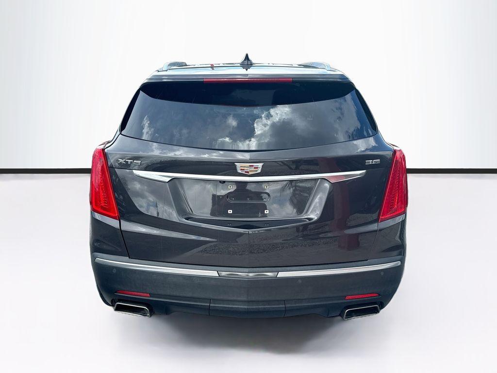 2017 Cadillac XT5 - $12,222